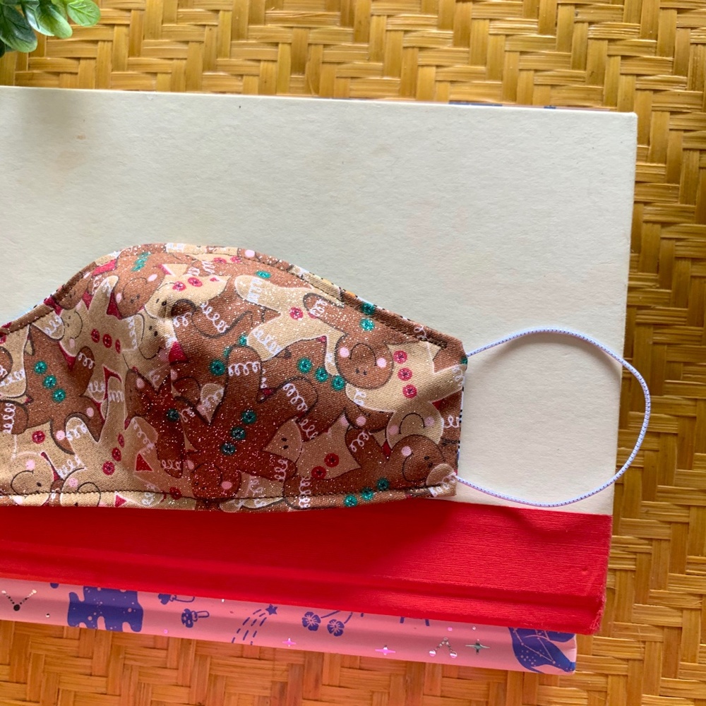 SOLD ON ETSY Disney Christmas Face Mask - Picture 6 of 6